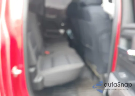 2018 Chevrolet Silverado 1500 2Lt z USA, uszkodzony, nr VIN 1GCVKREC7JZ100553